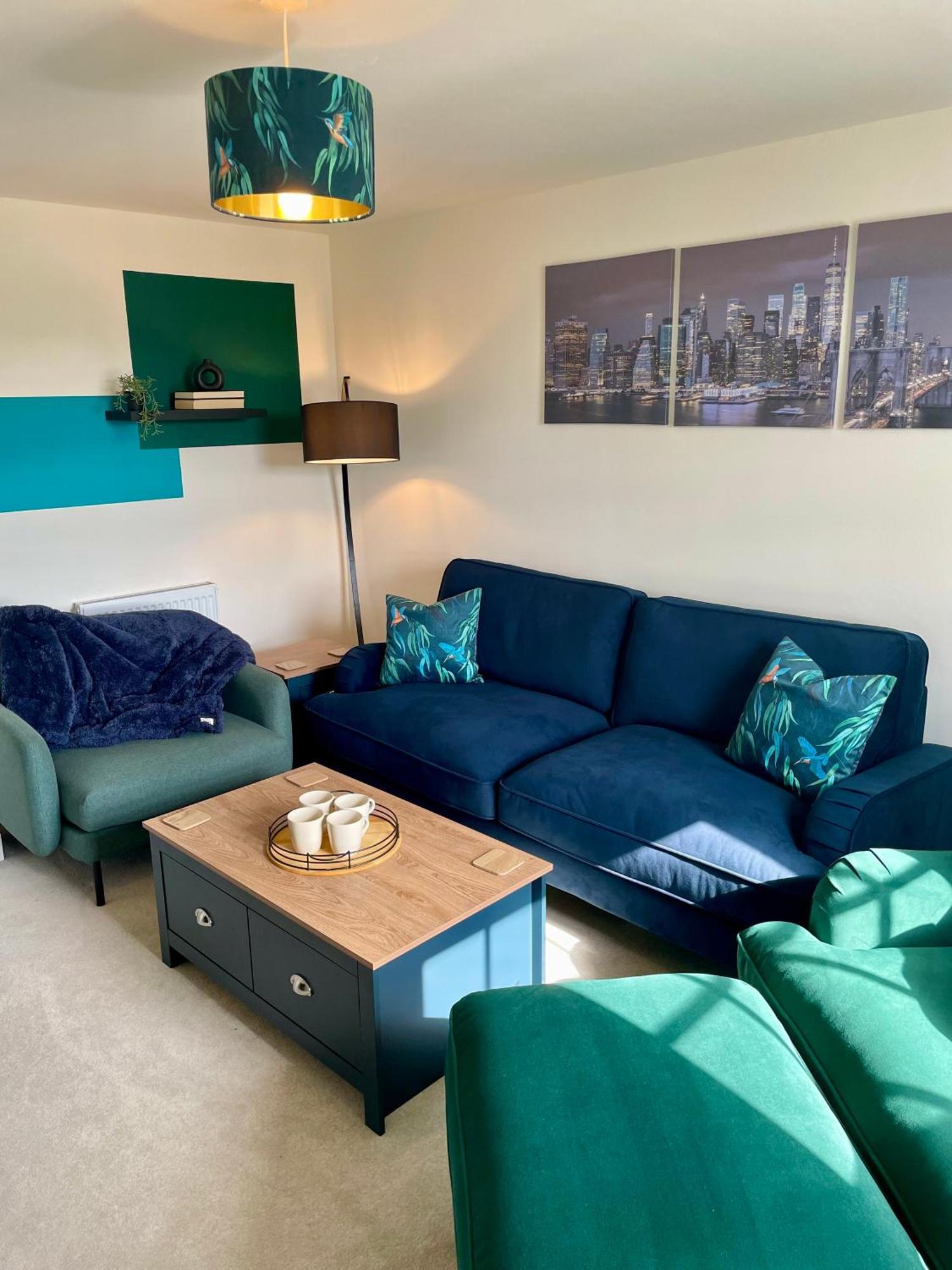 3-Bedroom Luxury Stay With Free Parking Market Harborough Esterno foto